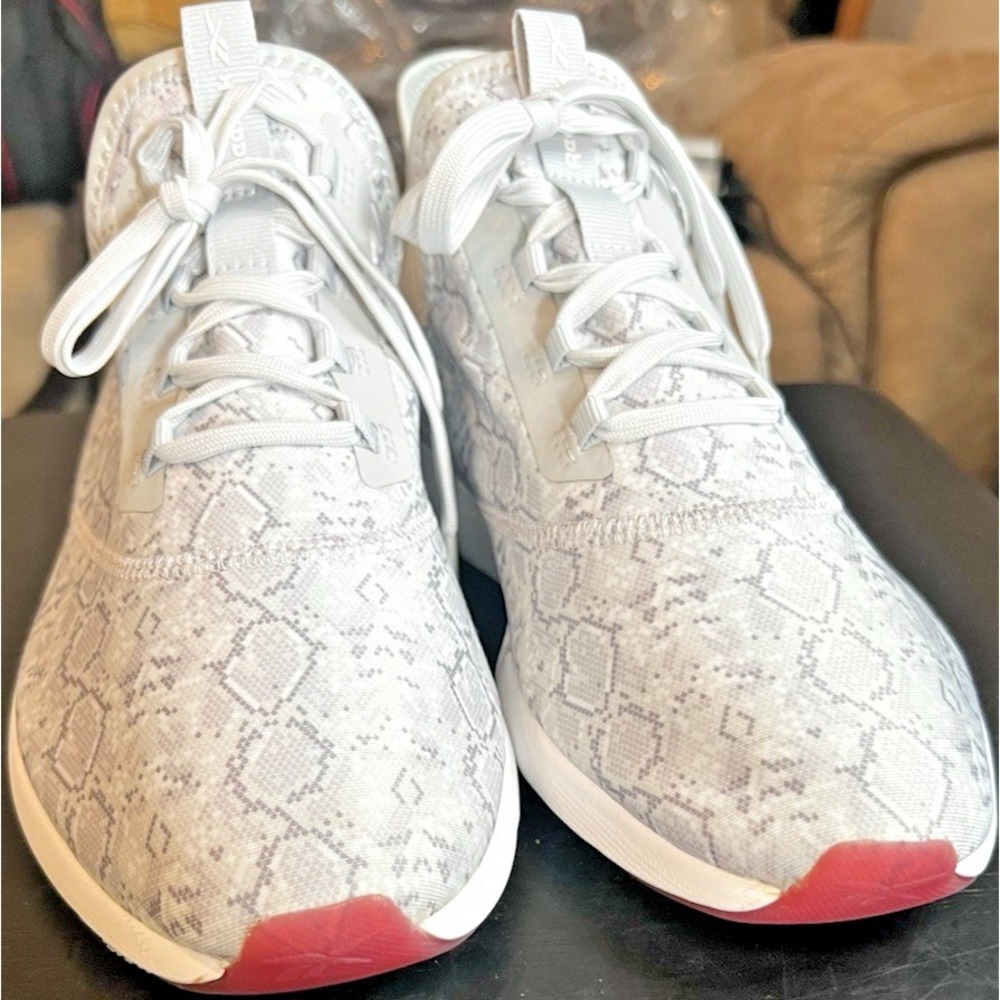 REEBOK DMX DAILYFIT Grey Snakeskin Gum Sole Athletic Women's Sneakers Size 11